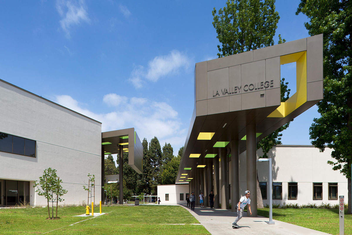 LA Valley College. Architect: Steinberg Hart.